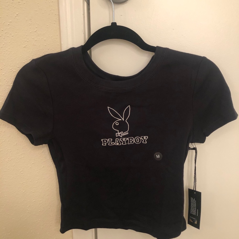 Play boy cropped black tee